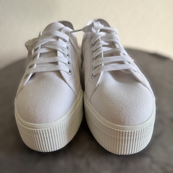 NEW IN BOX Superga 2790 A COTW White Canvas Platform Sneaker Womens US 8 EU 39 - Picture 2 of 12
